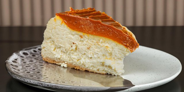 Dulce de Leche Cheesecake Slice