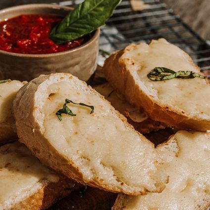 Cheesy Garlic Bread