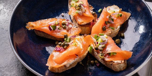 Smoked Salmon Crostini