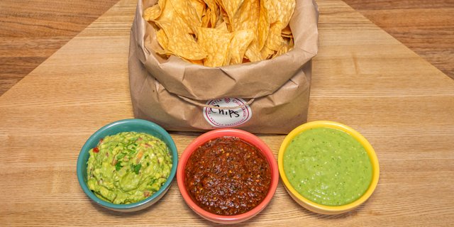 Ultimo Chips, Salsa & Guacamole