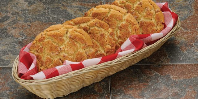 Giant Gourmet Snickerdoodle Cookie