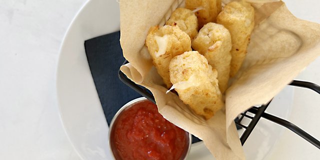 Mozzarella Sticks