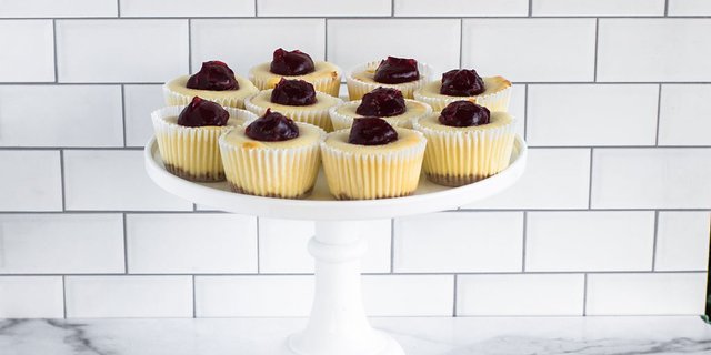 Raspberry Mini Cheesecakes
