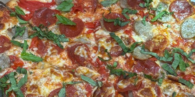 16" Buccieri's Special Pizza
