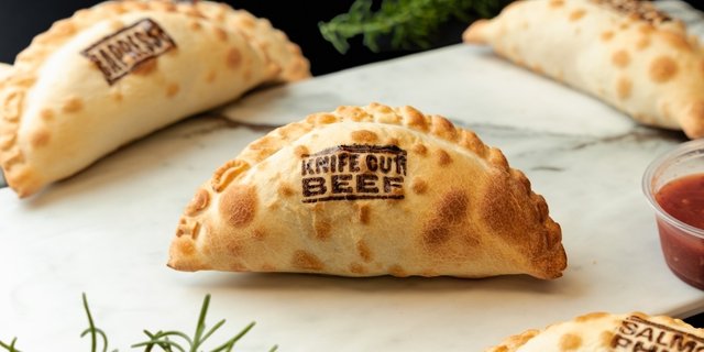 The Knife Cut Beef Empanada