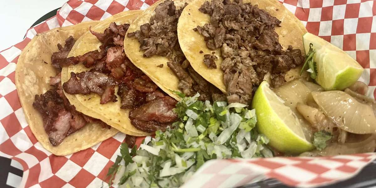 La Parrilla Tacos & Mas