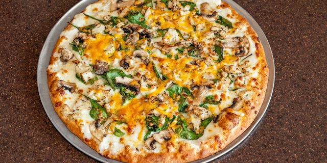 Sara's Alfredo Pizza