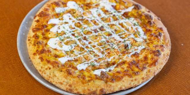 Bombay Butter Chicken Masala Pizza