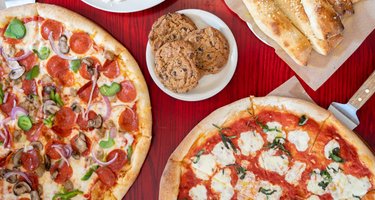 Flippers Pizzeria