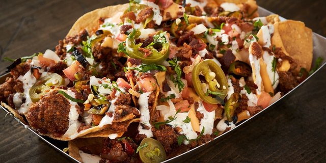 Gluten-Free El Bacho Nacho Platter
