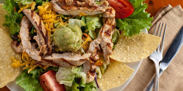 Chicken Fajita Salad