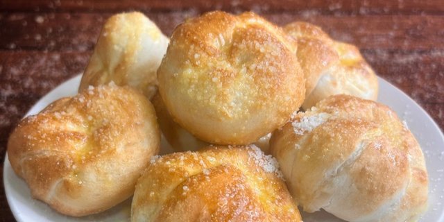 Garlic Knots