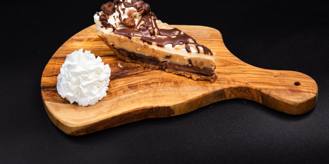 Peanut Butter Cake