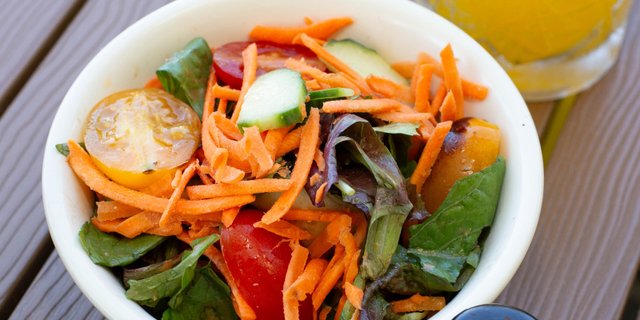 Mixed Green Salad Tray
