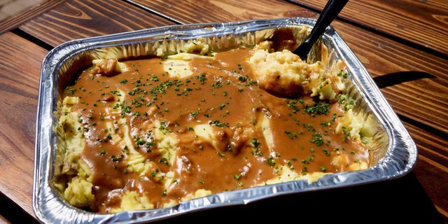 Mashed Potatoes & Gravy