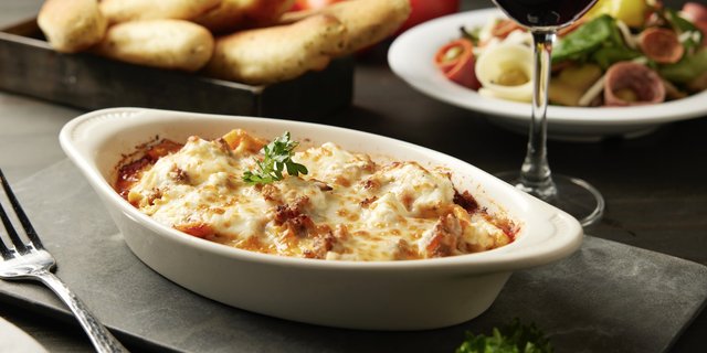 Fettuccine Al Forno Tray