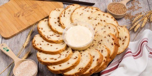 Breads & Spreads Tray