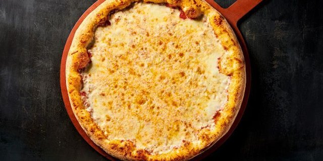Quattro Formaggio Pizza