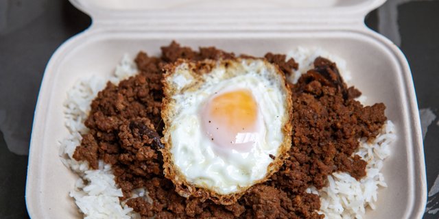 Taiwanese Braised Ground Pork “Rou Zao Fan”