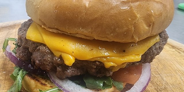 Chophouse Burger Boxed Lunch
