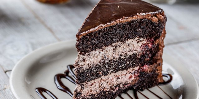 Chocolate Raspberry Cake