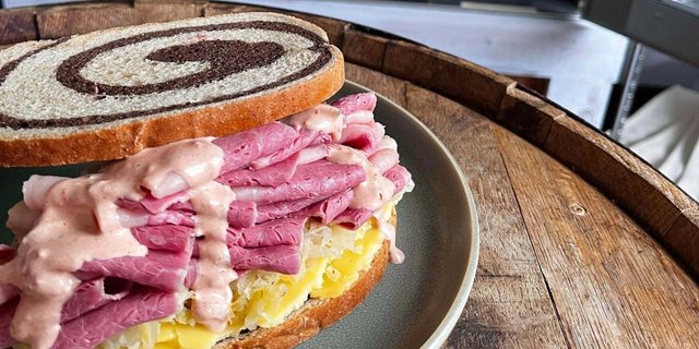 Sandwich Station