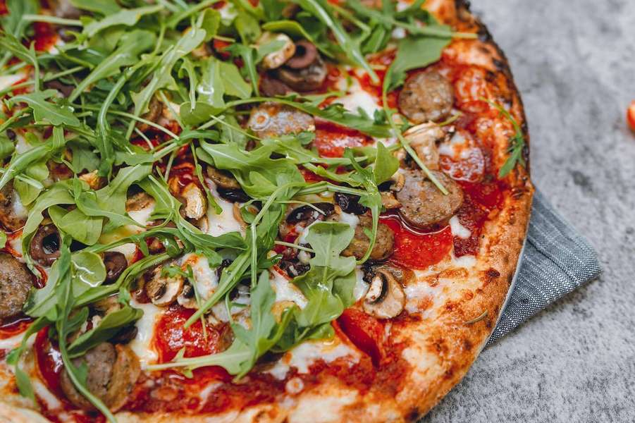 Lucca's Pizzeria and Market
