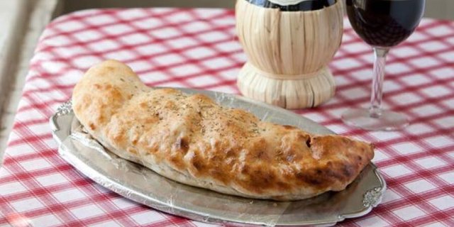 Build-Your-Own Calzone