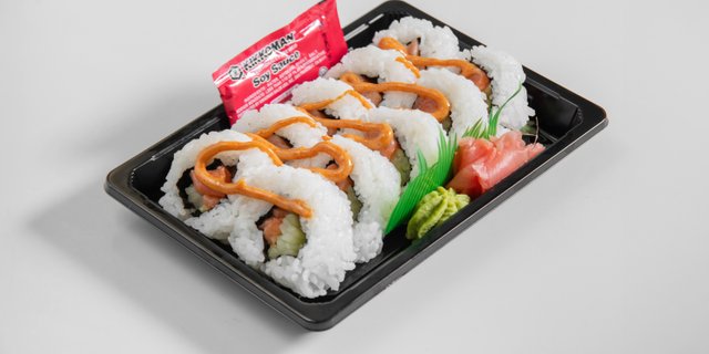 Spicy Salmon Roll