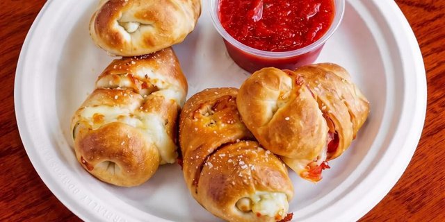 Pepperoni Rolls
