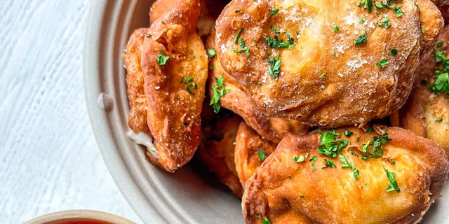 Cheese Pizza Puffs