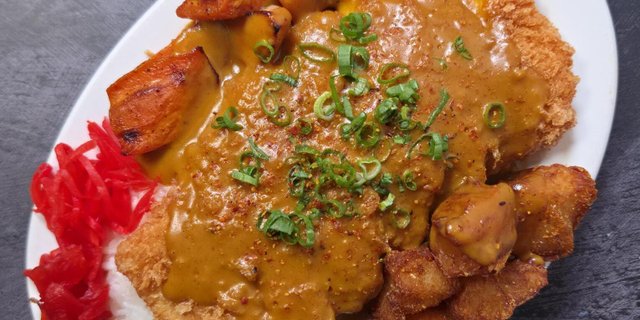 Crispy Chicken Katsu Curry Rice