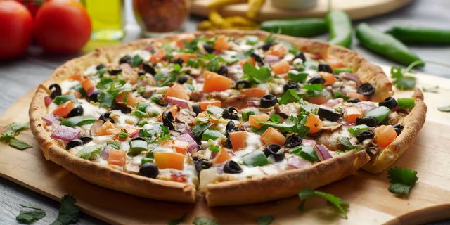 Indian Garlic Chicken Pizzatwist