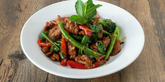 Fiery Beef w/ Tofu