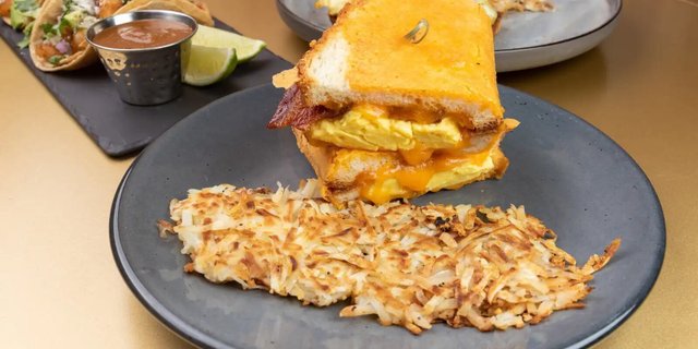 Breakfast Sandwich