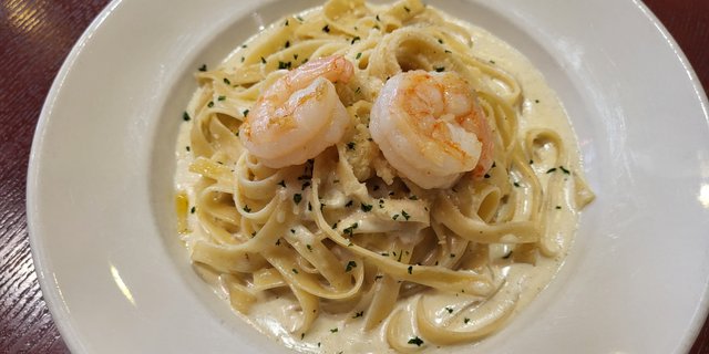 Shrimp Fettuccini Alfredo
