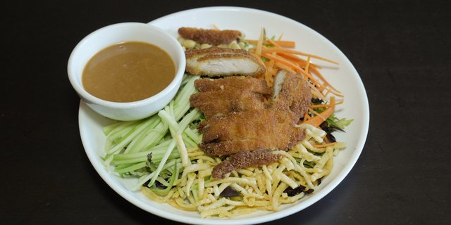 Crispy Chicken Salad