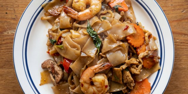 Drunken Noodles