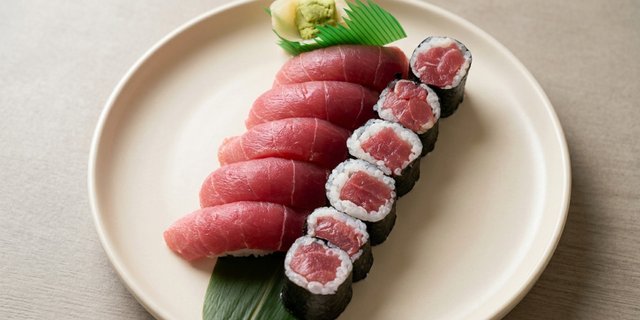 (L) Chirashi Don