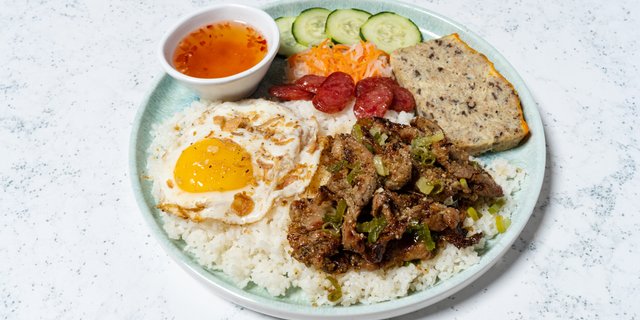 Chargrilled Pork Com Tam