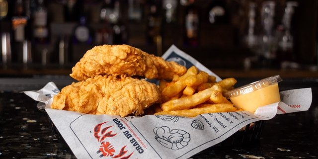 Fried Chicken Tenders Basket