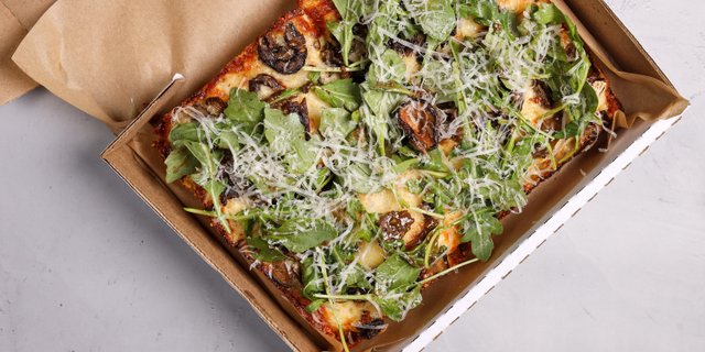 Black Truffle Mushroom Pizza