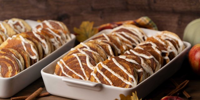 Cinnamon Roll Pancakes