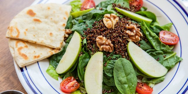 Spinach Quinoa Salad Tray