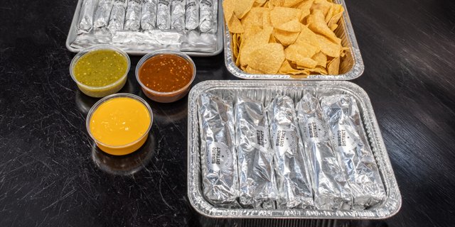 Classic Burritos Tray