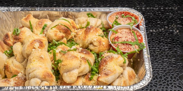 Garlic Knots