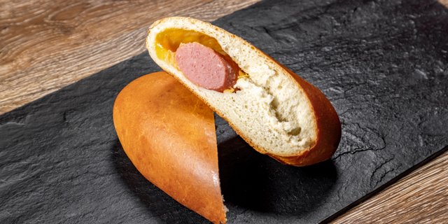 Soujouk & Cheese Simit