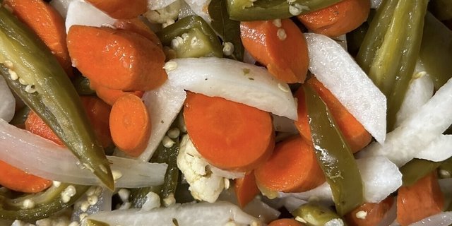 Pickled Jicama & Jalapenos