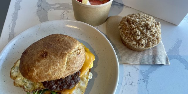 Sausage, Egg & Cheese Sandwich Boxed Lunch