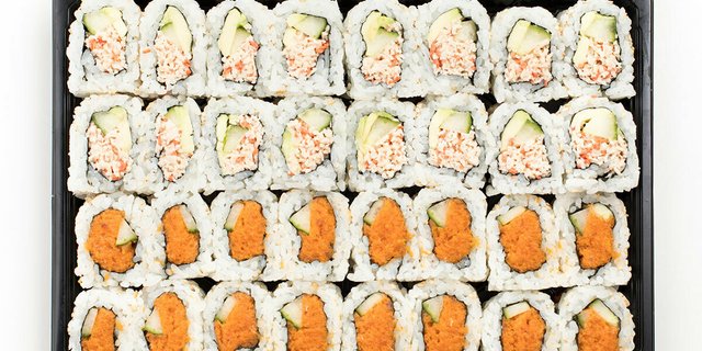 California & Spicy Tuna Roll Tray